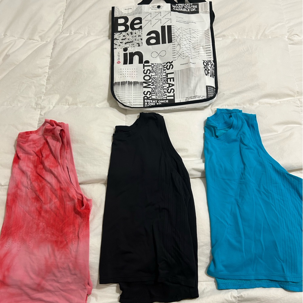 Lululemon Tank Bundle (3)